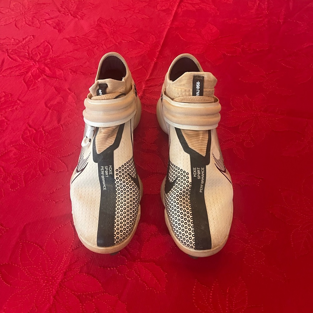 Men’s baseball metal cleats 11.5